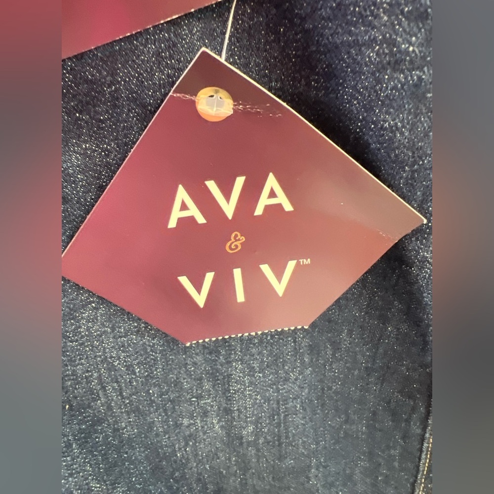 Women's Dark Blue Denim Shorts -Size 18 - Picture 4 of 6